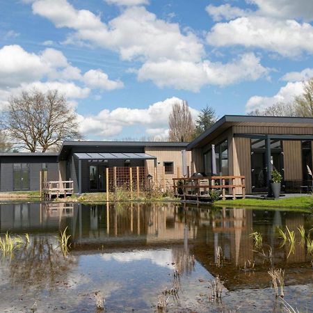 Recreatiepark en Jachthaven De Scherpenhof Terwolde Zimmer foto